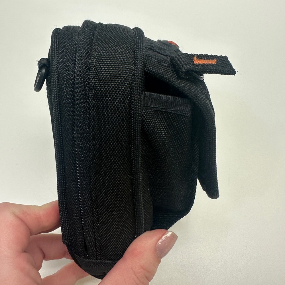 Lowepro Compact Ridge 30 Camera Case – Excellent Condition - Picture 3 of 5